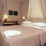 Le Belgrand Champs Elysees, Tapestry By Hilton 巴黎