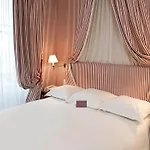 Le Belgrand Champs Elysees, Tapestry By Hilton 4*