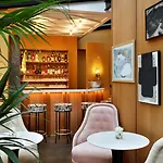 酒店 Le Belgrand Champs Elysees, Tapestry By Hilton