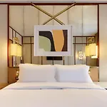 Le Belgrand Champs Elysees, Tapestry By Hilton 巴黎
