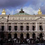 Le Belgrand Champs Elysees, Tapestry By Hilton 巴黎