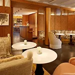 Le Belgrand Champs Elysees, Tapestry By Hilton 4* Παρίσι