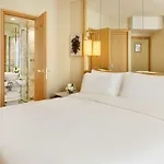 Le Belgrand Champs Elysees, Tapestry By Hilton Hotel 4*