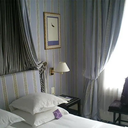 ホテル Le Belgrand Champs Elysees, Tapestry By Hilton 4*