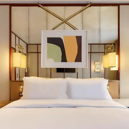 Hotel Le Belgrand Champs Elysees, Tapestry By Hilton