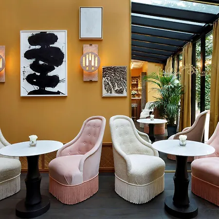 Отель Le Belgrand Champs Elysees, Tapestry By Hilton 4*