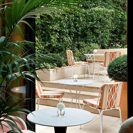 Le Belgrand Champs Elysees, Tapestry By Hilton Отель Париж