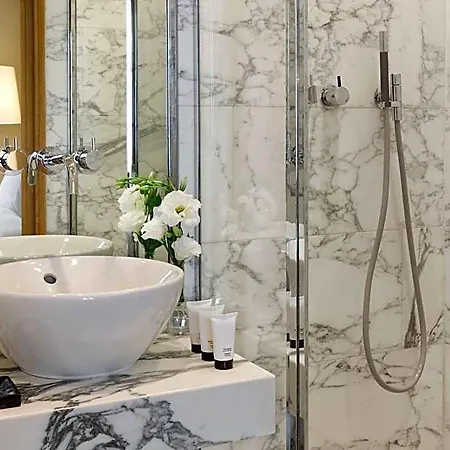 Le Belgrand Champs Elysees, Tapestry By Hilton 4* Paris