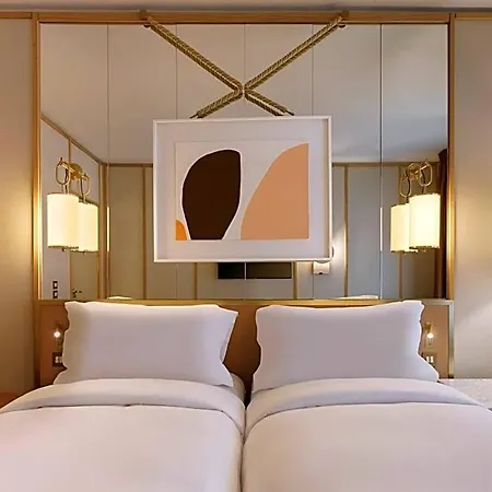Hotel Le Belgrand Champs Elysees, Tapestry By Hilton