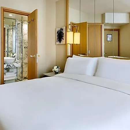 Hotel Le Belgrand Champs Elysees, Tapestry By Hilton Paris