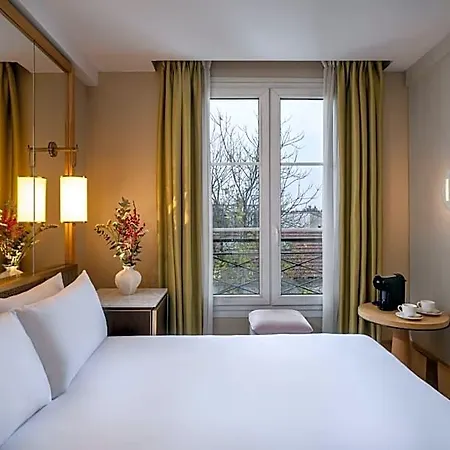 Le Belgrand Champs Elysees, Tapestry By Hilton Hotel Paris
