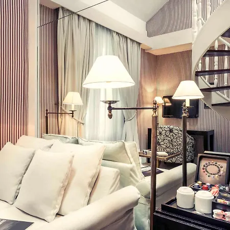 Le Belgrand Champs Elysees, Tapestry By Hilton Hotel Paris