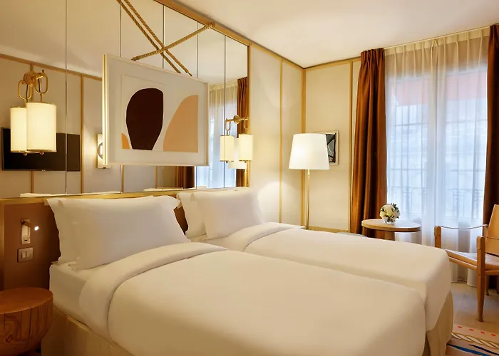 Le Belgrand Champs Elysees, Tapestry By Hilton Hotel 4*