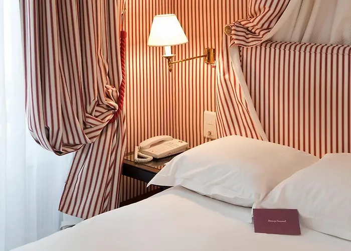 Le Belgrand Champs Elysees, Tapestry By Hilton 4*