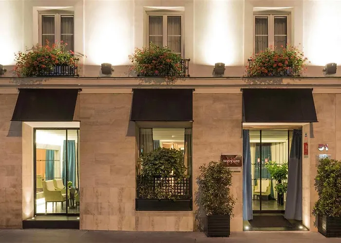Hotel Le Belgrand Champs Elysees, Tapestry By Hilton Paryż