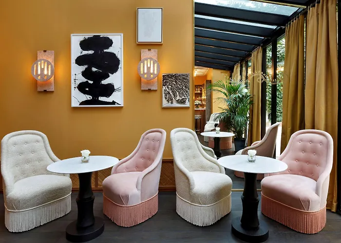 Hotel Le Belgrand Champs Elysees, Tapestry By Hilton 4*