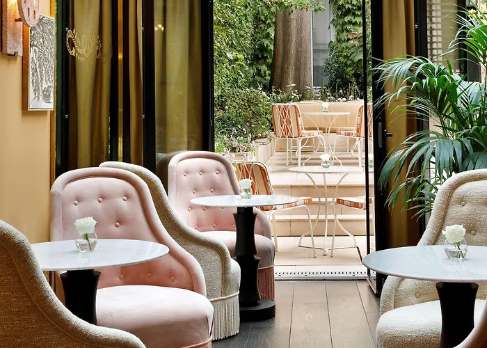 Hotel Le Belgrand Champs Elysees, Tapestry By Hilton 4*