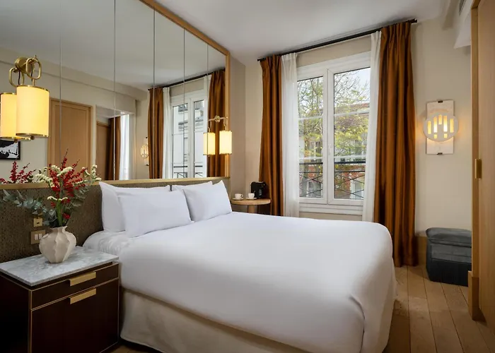 Le Belgrand Champs Elysees, Tapestry By Hilton 4*