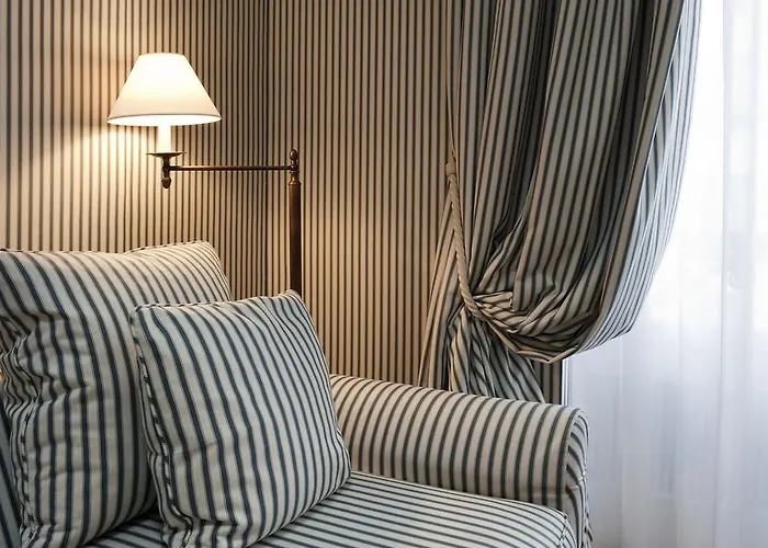 Le Belgrand Champs Elysees, Tapestry By Hilton 4* Paryż