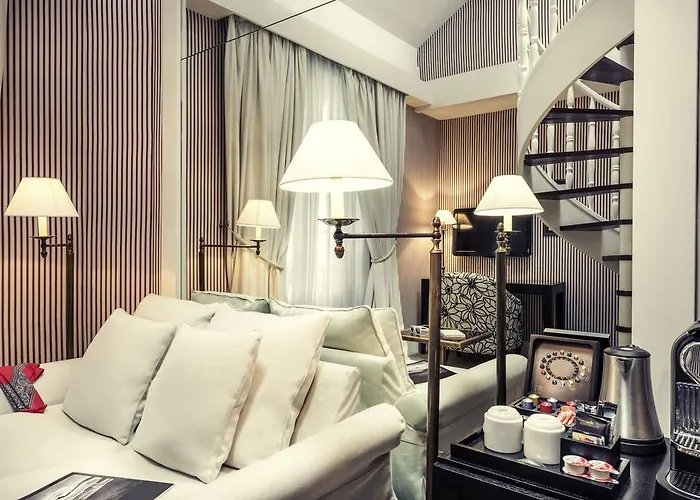 Hotel Le Belgrand Champs Elysees, Tapestry By Hilton 4*